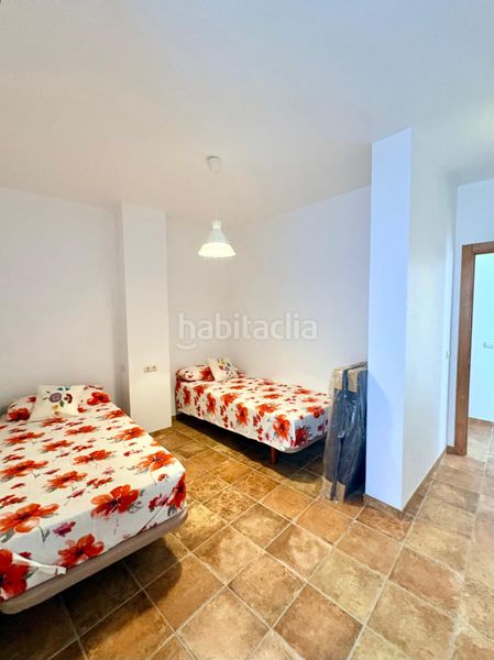 Foto 4c444ac5-2fe3-4226-bbb8-aecf50d32ec3. Casa adossada a calle nueva 13 a Guaro