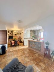 Reihenhaus  Calle nueva 13. Chalet adosado 5 dormitorios patio y solarium en guaro