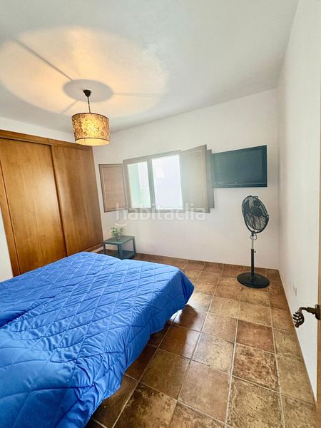 Foto e8c6ed97-b7ea-4089-9da2-0fb5104bd5b5. Casa adossada a calle nueva 13 a Guaro