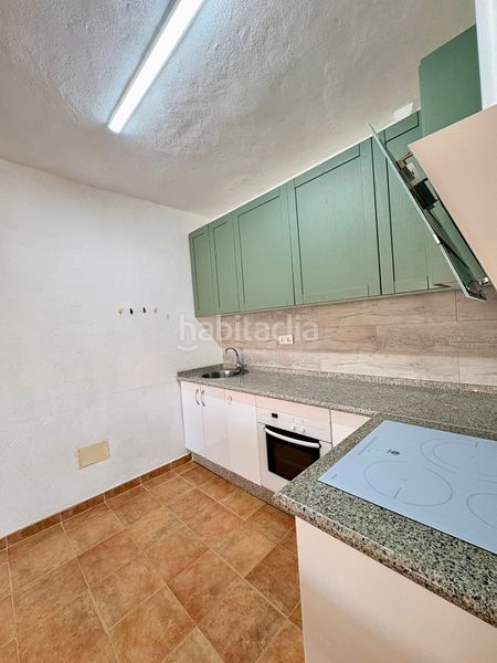 Foto 2d48a860-e189-4c3b-a7bb-c76973fbd22c. Casa adossada a calle el burgo 8 a Guaro