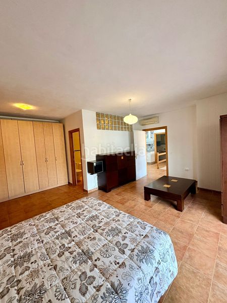 Foto 50db0c08-d809-40c8-b096-f7d83a85764b. Casa adossada a calle el burgo 8 a Guaro