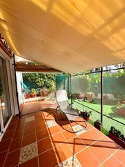 Casa adossada a Calle Almería 57