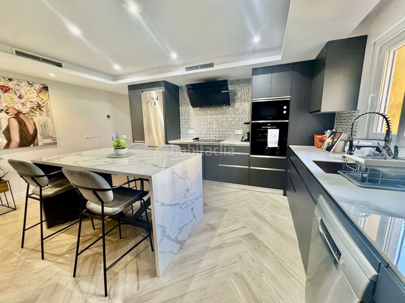 Foto bb1271e1-f2e0-46b1-9088-5458fb957e9c. Apartament a calle triguero 16 a Los Pacos Fuengirola