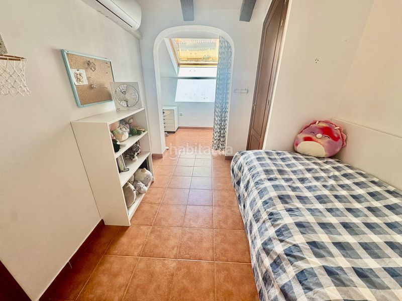 Foto 763c8484-ee14-45d4-8b4e-56320f5f53b3. Casa adossada a calle nardos 13 a Los Pacos Fuengirola