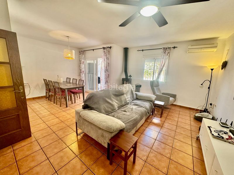 Foto ea645e41-81d9-4ce6-8561-9835b32d4133. Casa adossada a calle nardos 13 a Los Pacos Fuengirola