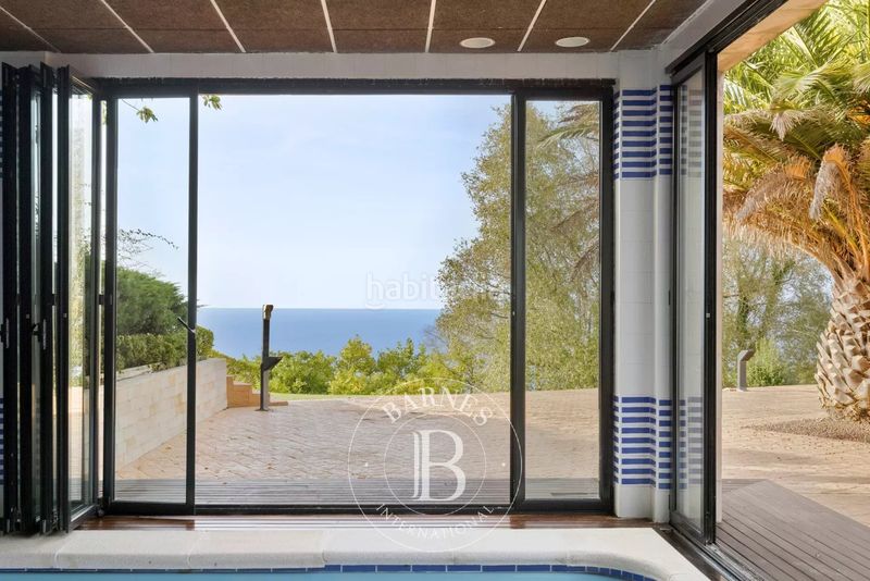 Foto 8973d572-7d8e-4248-ba57-21ce9ec42575. Casa amb calefacció aparcament piscina a Igeldo Donostia - San Sebastián