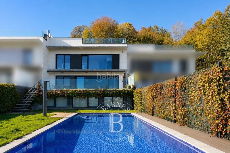Foto 9d2e55ec-8879-47ea-a92d-35556264ce63. Casa amb calefacció aparcament piscina a Antiguo Donostia - San Sebastián