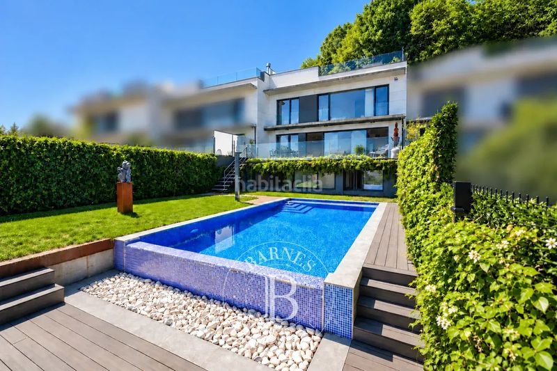 Foto 3243b963-84a9-4771-ad74-c59925ef6ed7. Haus mit heizung parking pool in Antiguo Donostia - San Sebastián