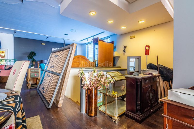 Foto d975b717-d488-4704-9b27-a3e01ea9d03f. Local comercial a Alisal - San Román Santander