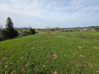 Terreny residencial a Ribamontán al Monte. Gran finca de 7.500 m2 en ribamontán al monte  con gestión de au