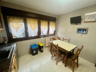 Etagenwohnung in Nuevo Gijón. Piso en venta en gijón