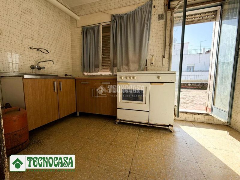 Foto 39d10264-79c0-4eae-911a-5420a36d5d8a. Pis a casco histórico - ribera - san basilio Córdoba