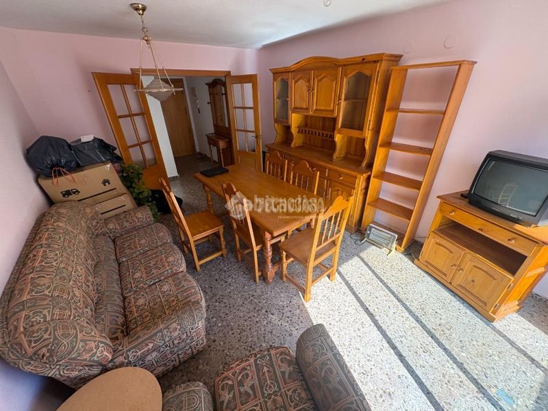 Foto 072bb253-3221-4c49-a4e1-fb474e2387d8. Pis a Zona Concordia Burjassot