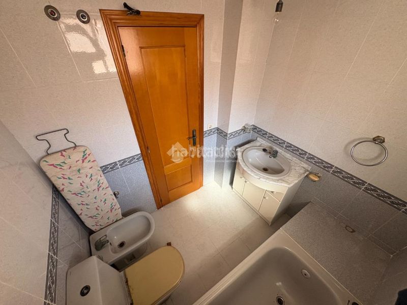Foto 937f88f8-dee7-4c9c-b6cf-aa2bc7f2ba66. Pis a Zona Concordia Burjassot