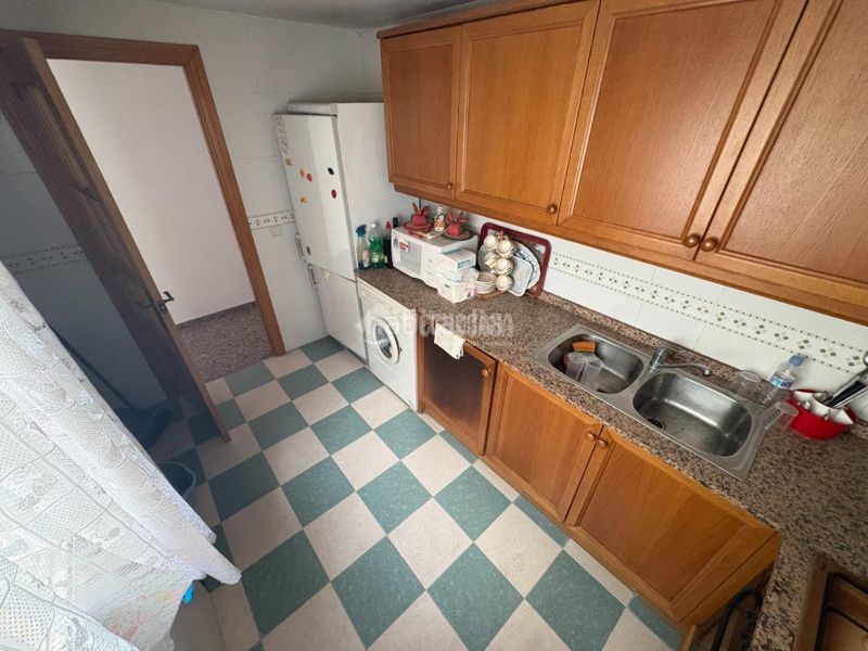 Foto e07c2803-a042-458b-b884-4fdf80214a92. Pis a Zona Concordia Burjassot