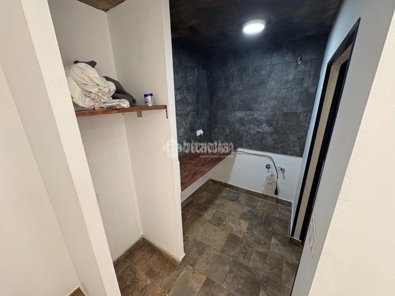 Foto a6814ec4-d9ff-4e89-bf1c-adba1db0761f. Estudi a Zona Concordia Burjassot