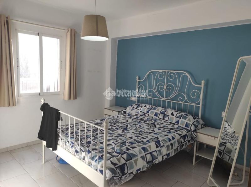 Foto 4ce3079a-7f4e-47b6-813b-a463a9cc0b70. Pis a Zona Concordia Burjassot