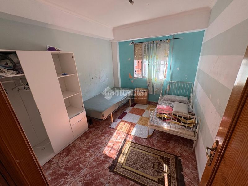 Foto 22a31a10-a574-4cea-8c4c-f844a6537c7d. Pis a L´Eixereta Burjassot