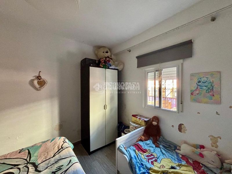 Foto 8af94890-5a90-4519-ac60-1b2cadef7cf6. Casa aparellada a Mangas Verdes - Las Flores - Parque del Sur Málaga