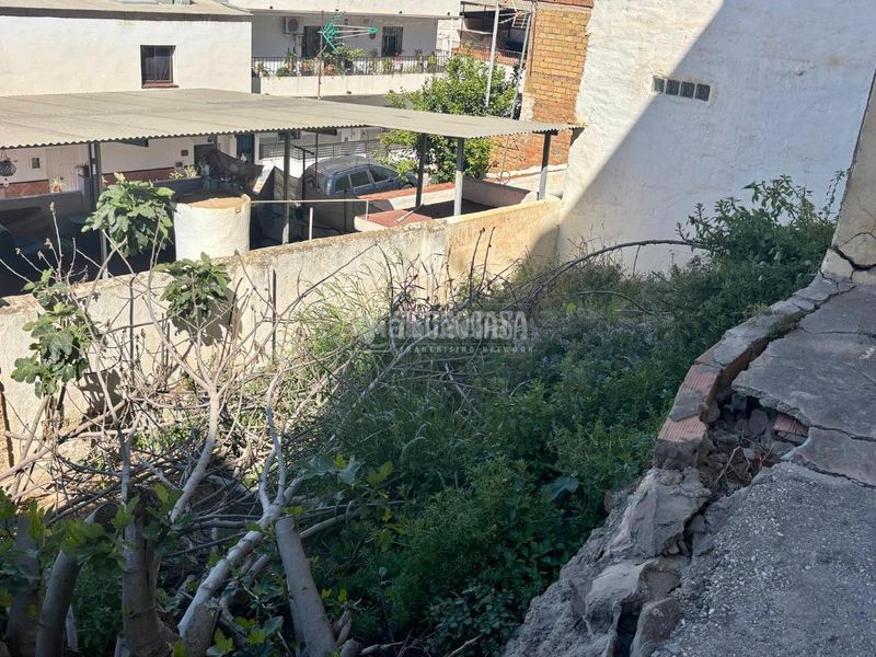 Foto eeeaf825-8d61-4133-9f78-11d540c1def1. Casa aparellada a Mangas Verdes - Las Flores - Parque del Sur Málaga