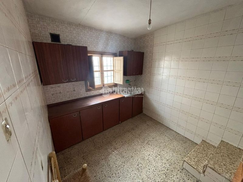 Foto 040e1ac2-bbf1-4028-be60-4c2c33a62eed. Casa aparellada a Mangas Verdes - Las Flores - Parque del Sur Málaga