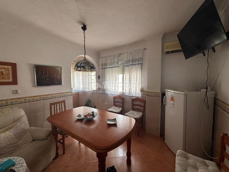 Foto 8721e31c-8f47-4744-b5c5-1c08ad583997. Piso  en venta en Barrio de Ciudad Jardín Málaga