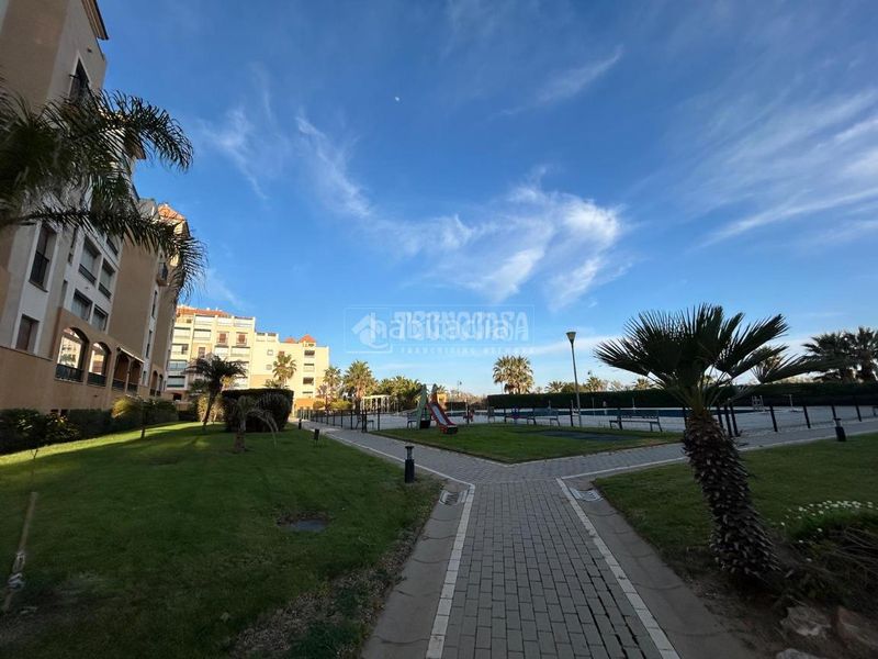 Foto 2d8b1f6d-44ad-4ab3-8810-8895c465b9e4. Piso  en venta en Punta del Moral Ayamonte