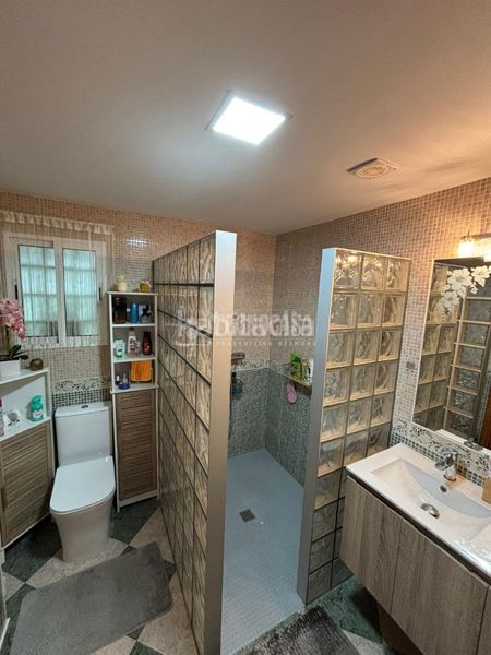 Foto 69ce8c52-4dd5-4a75-8f82-e7f8a25b4349. Casa aparellada a Ayamonte ciudad Ayamonte