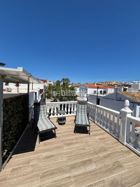 Foto d1ab8a76-4542-423a-84bc-df98055ec456. Casa aparellada a Ayamonte ciudad Ayamonte