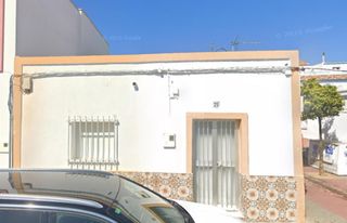 Haus  C. falucho. Casa en venta en ayamonte