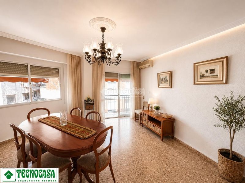 Foto 46c4db9a-05d9-4f2f-949c-0fb92ec4c3f3. Flat in El Mercado Manises