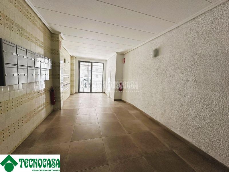 Foto 4f641c59-a49d-4ad8-86eb-201e9495035c. Pis a El Mercado Manises