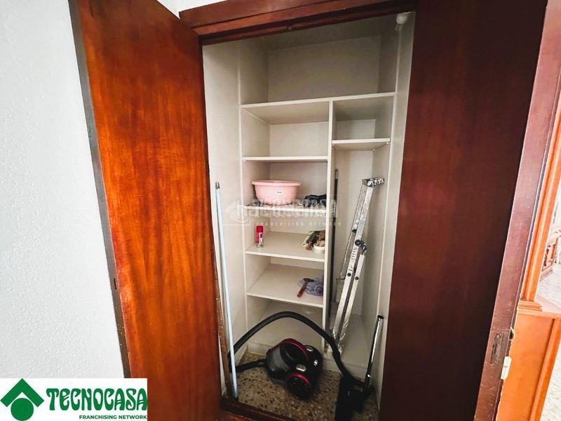 Foto 89915d99-27a1-4795-81ed-af7d41be4dbe. Pis a El Mercado Manises