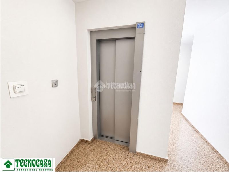 Foto ab60b66f-4b2c-4c30-9640-595320f3ba65. Flat in El Mercado Manises