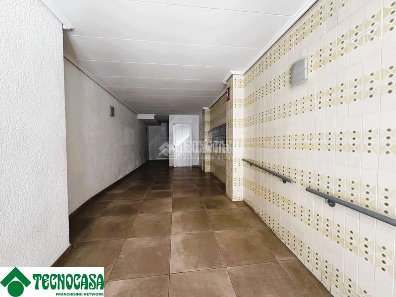 Foto d85a2af8-d05b-430b-a684-fd146ea3bc13. Pis a El Mercado Manises