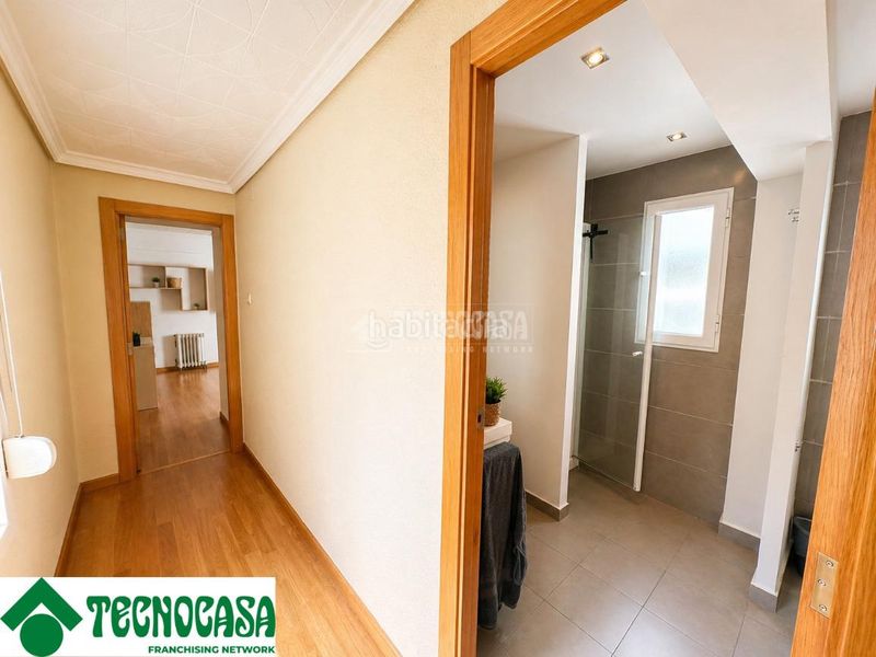 Foto 97602d7b-b92f-443c-a83e-96dde33afea7. Pis a El Mercado Manises