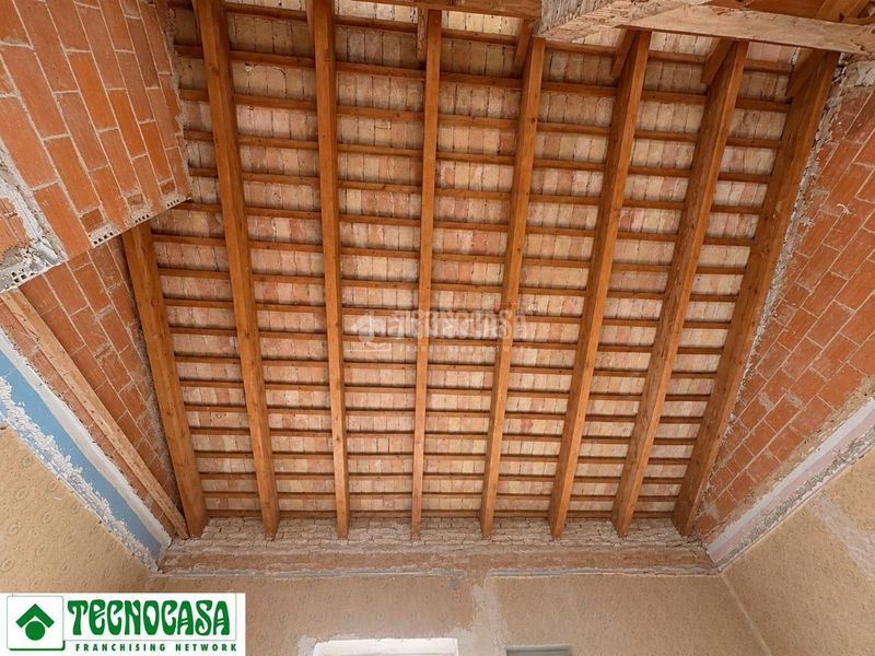 Foto acce3380-d3a2-40a1-8ef8-2283c6b499b2. Pis a El Mercado Manises