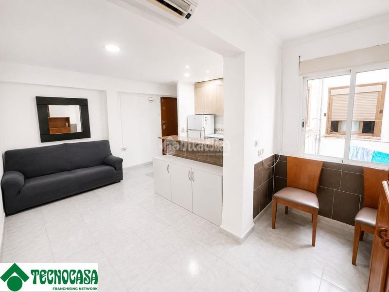 Foto ed04cdd2-afa8-4960-8975-b4daa624607f. Pis a El Mercado Manises