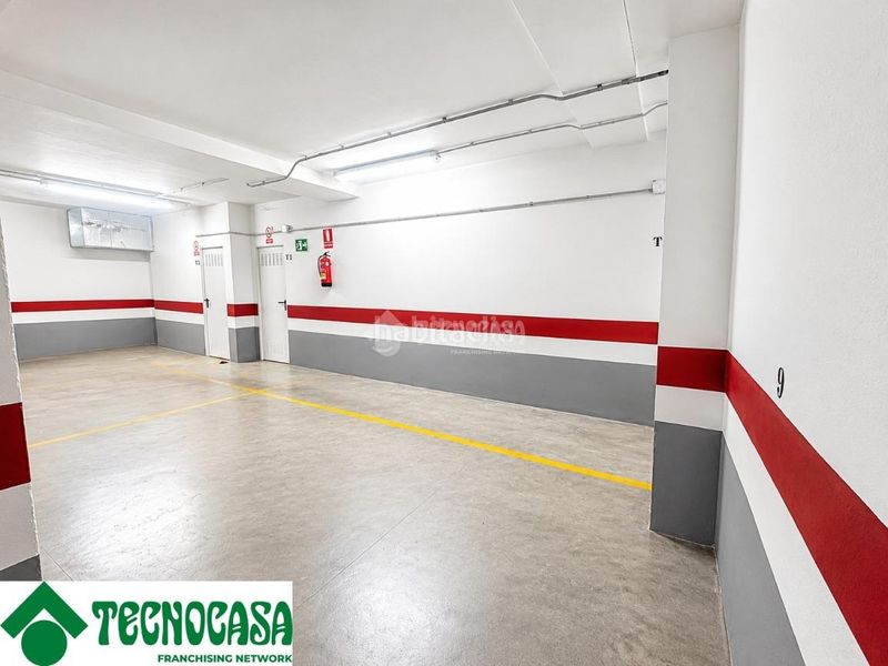 Foto 53129c41-1408-475a-aed0-872f57264ae0. Posto auto in El Mercado Manises