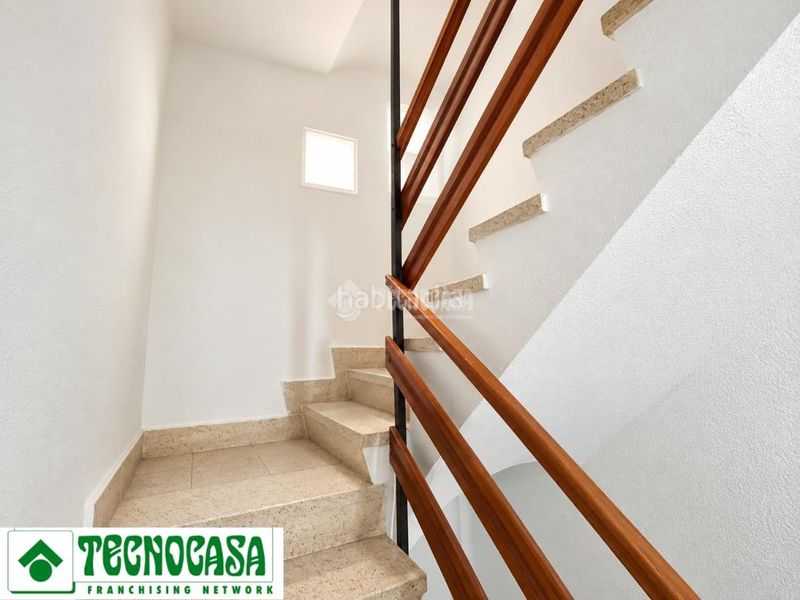 Foto 0bbd1af7-c732-4867-93db-817782558b46. Casa amb calefacció a Centro Ciudad Manises