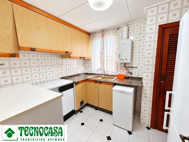Foto 2b23149f-2f11-4cb4-a549-524674c7a9f1. Casa amb calefacció a Centro Ciudad Manises