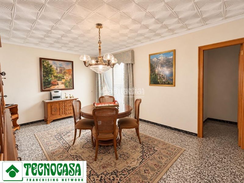 Foto beaee551-4c85-43d5-892e-5787e3c00db7. Casa amb calefacció a Centro Ciudad Manises