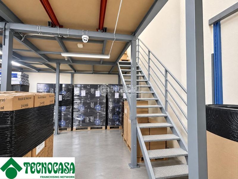 Foto b37a3ce6-8b13-4b23-a40c-d9fd94d64cfd. Locale commerciale con riscaldamento in Polígono del Aeropuerto Manises
