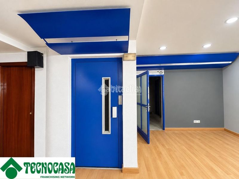 Foto bc40fc35-2308-4010-9313-5efe0bd85862. Locale commerciale con riscaldamento in Polígono del Aeropuerto Manises