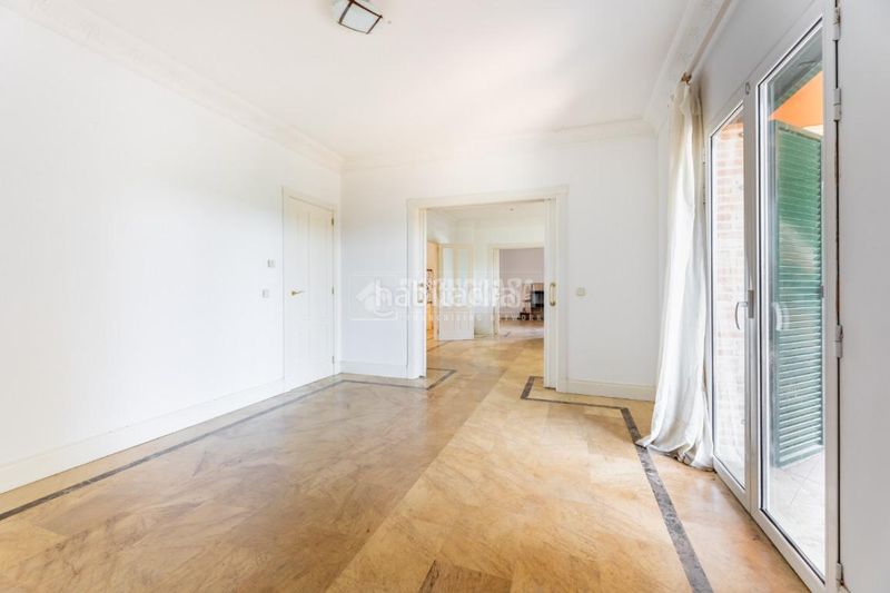 Foto 162ef9b8-42bd-4e95-8b02-a2a37e0872a6. Maison avec chauffage parking dans El Peñalar - Arroyo de Trofas - Montealegre Torrelodones