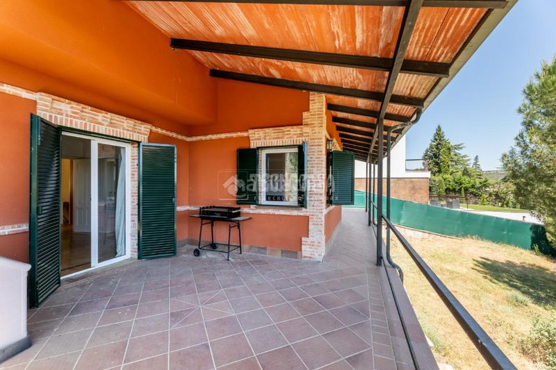 Foto d12b657e-39e5-4ddc-8cb3-fb1714bedd17. Maison avec chauffage parking dans El Peñalar - Arroyo de Trofas - Montealegre Torrelodones