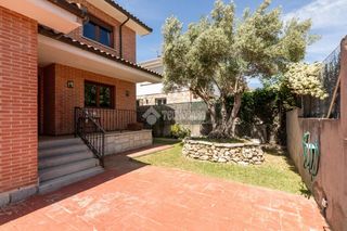 Haus in Hoyo de Manzanares. Casa en venta en hoyo de manzanares