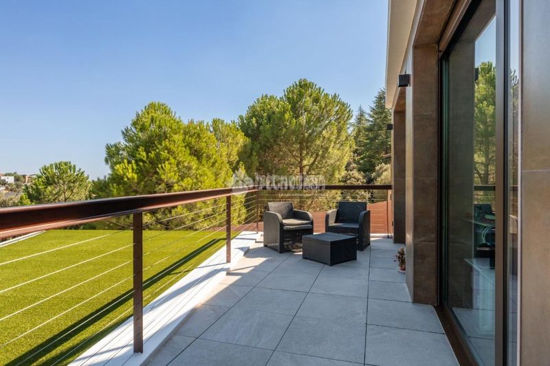 Foto ae52b404-70e3-460f-b66d-f6a00f5e36a7. Maison avec chauffage parking piscine dans El Peñalar - Arroyo de Trofas - Montealegre Torrelodones