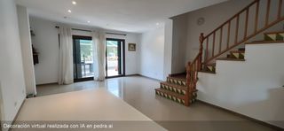 Casa adossada a Centre. Casa de 4 dormitorios en excelente estado - residencial "les pal