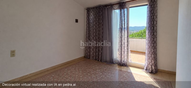Foto 953eeef5-d356-4bb6-aa7e-9921b148e7dd. Casa adossada amb xemeneia calefacció aparcament a Palafrugell